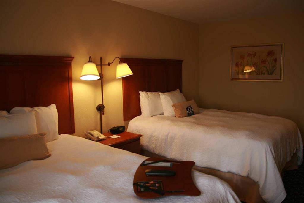 Newly Renovated Hampton Inn Omaha West Lakeside Quarto foto